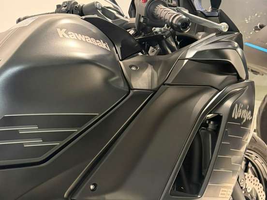 KAWASAKI-NINJA 650 ABS KAWASAKI-NINJA 650 ABS-2024