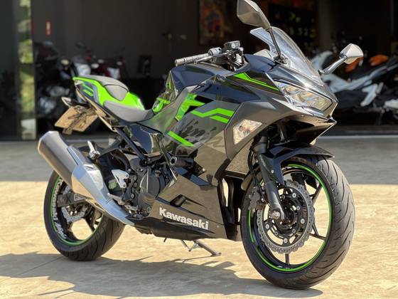 KAWASAKI NINJA 400 