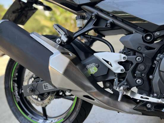 KAWASAKI-NINJA 400-2019