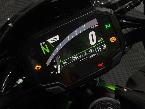 KAWASAKI-Z900 KAWASAKI-Z900-2023