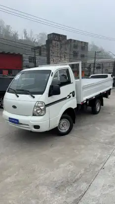 KIA-BONGO-2011
