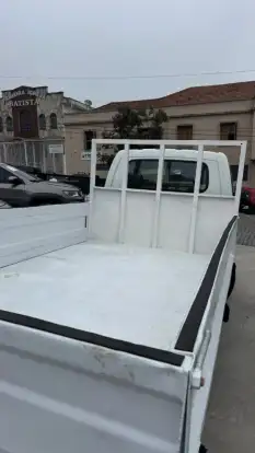 KIA-BONGO-2011