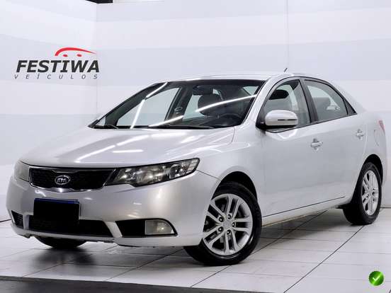 KIA-CERATO-1.6 EX3 SEDAN 16V GASOLINA 4P MANUAL KIA-CERATO-2010