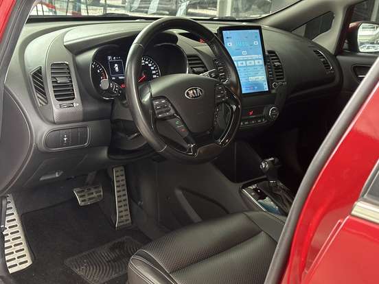 KIA-CERATO-1.6 SX 16V FLEX 4P AUTOMÁTICO KIA-CERATO-2016