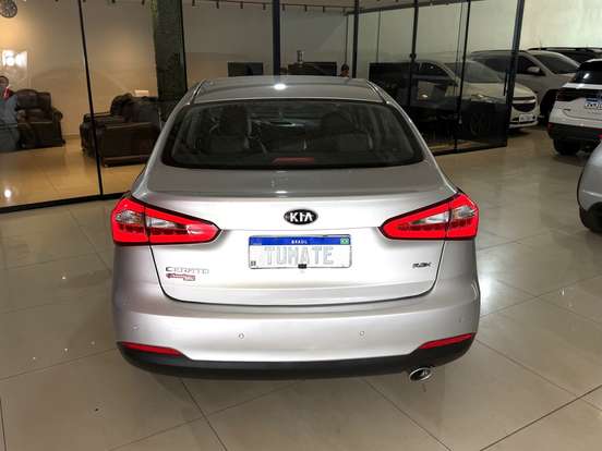 KIA-CERATO-2014