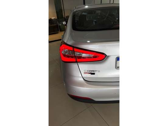 KIA-CERATO-1.6 SX 16V FLEX 4P AUTOMÁTICO KIA-CERATO-2014
