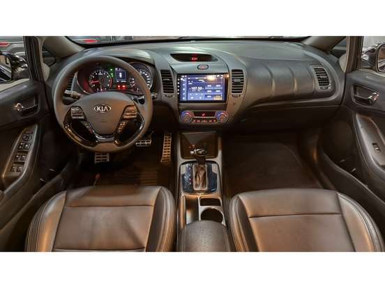 KIA-CERATO-1.6 SX 16V FLEX 4P AUTOMÁTICO KIA-CERATO-2018