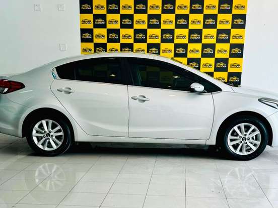 KIA-CERATO-1.6 SX 16V FLEX 4P AUTOMÁTICO KIA-CERATO-2018
