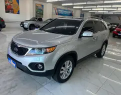 KIA SORENTO 3.5 S.558 V6 4X2 24V GASOLINA 4P AUTOMÁTICO KIA SORENTO 3.5 S.558 V6 4X2 24V GASOLINA 4P AUTOMÁTICO