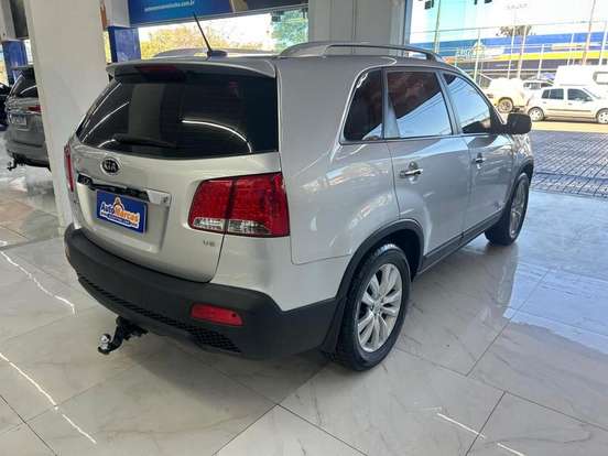 KIA-SORENTO-2012