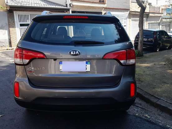 KIA-SORENTO-2.4 16V GASOLINA EX AUTOMÁTICO KIA-SORENTO-2013