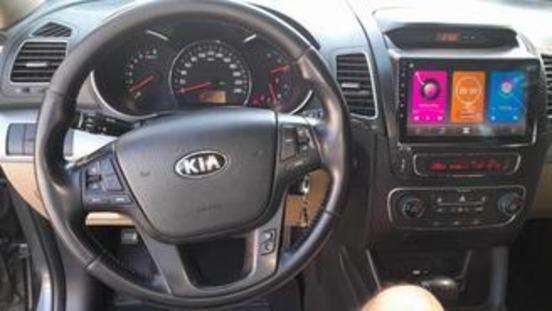 KIA-SORENTO-2013
