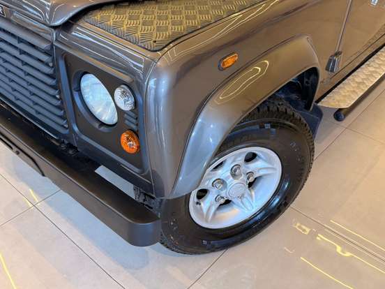LAND ROVER-DEFENDER-2002