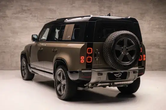 LAND ROVER-DEFENDER-2023