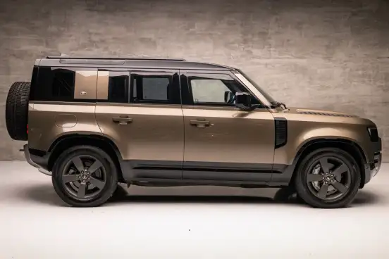 LAND ROVER-DEFENDER-2023