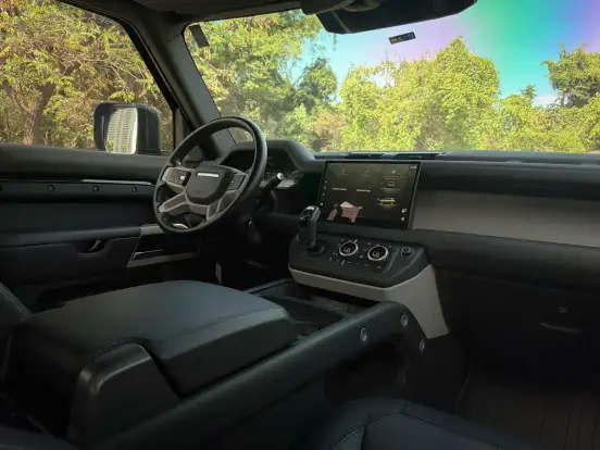LAND ROVER-DEFENDER-2023