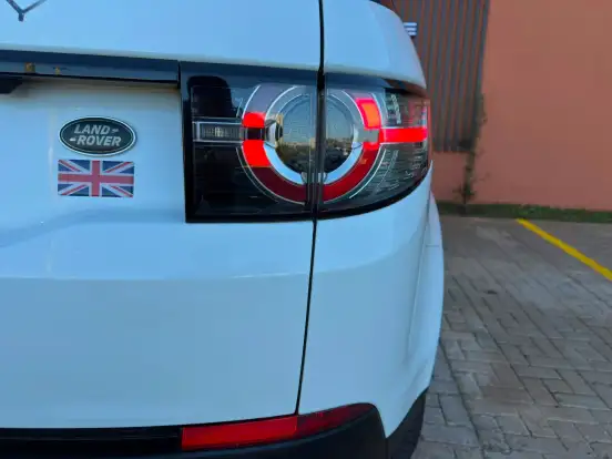 LAND ROVER-DISCOVERY SPORT-2016