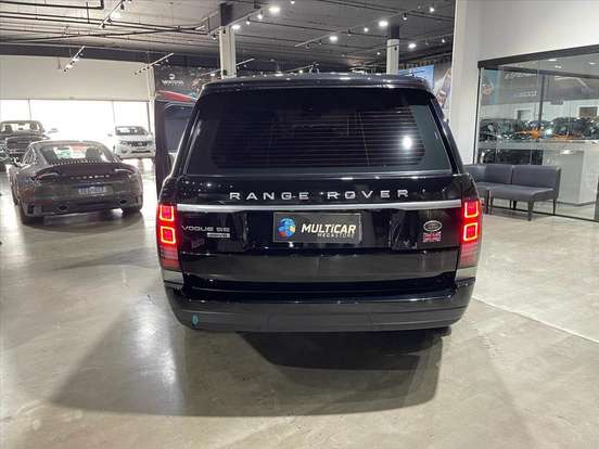 LAND ROVER-RANGE ROVER VOGUE-4.4 SE SDV8 4X4 TURBO DIESEL 4P AUTOMÁTICO LAND ROVER-RANGE ROVER VOGUE-2017