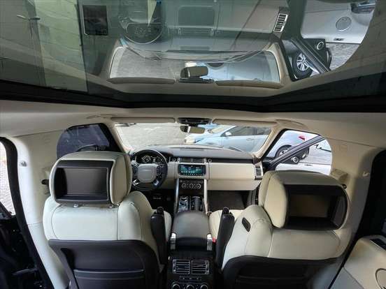 LAND ROVER-RANGE ROVER VOGUE-4.4 SE SDV8 4X4 TURBO DIESEL 4P AUTOMÁTICO LAND ROVER-RANGE ROVER VOGUE-2017