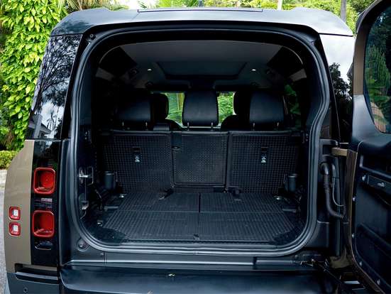 LAND ROVER-DEFENDER-2022