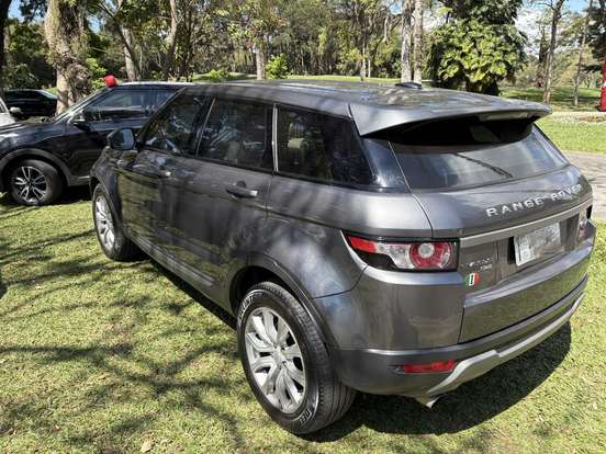 LAND ROVER-RANGE ROVER EVOQUE-2.0 PURE 4WD 16V GASOLINA 4P AUTOMÁTICO LAND ROVER-RANGE ROVER EVOQUE-2015
