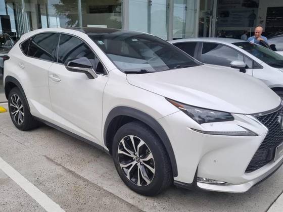 Lexus NX 200T 2.0 F-Sport 4X4 16V Turbo Gasolina 4P Automático