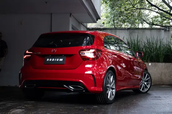 MERCEDES-BENZ-A 250-2017
