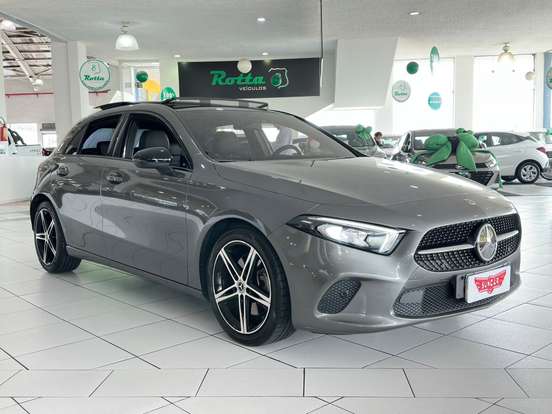 MERCEDES-BENZ-A 250-2019