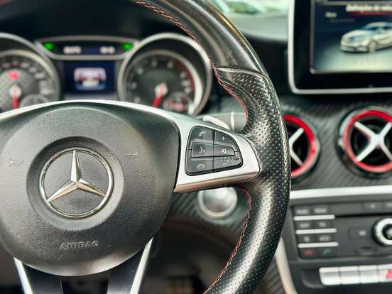 MERCEDES-BENZ-A 250-2016