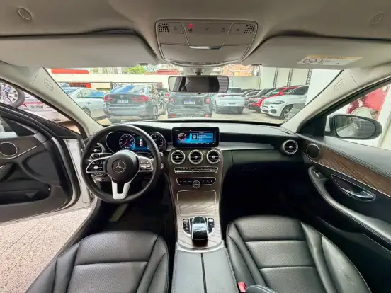 MERCEDES-BENZ-C 180-2020