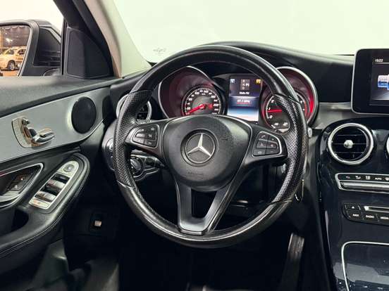 MERCEDES-BENZ-C 200-2.0 CGI AVANTGARDE 16V GASOLINA 4P AUTOMÁTICO MERCEDES-BENZ-C 200-2015