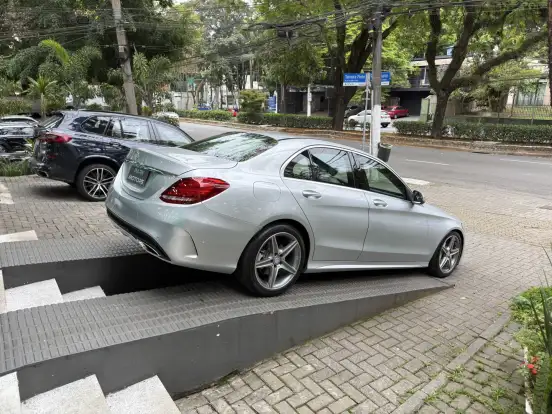 MERCEDES-BENZ-C 250-2.0 CGI SPORT TURBO 16V GASOLINA 4P AUTOMÁTICO MERCEDES-BENZ-C 250-2014
