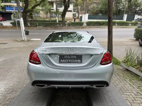 MERCEDES-BENZ-C 250-2.0 CGI SPORT TURBO 16V GASOLINA 4P AUTOMÁTICO MERCEDES-BENZ-C 250-2014