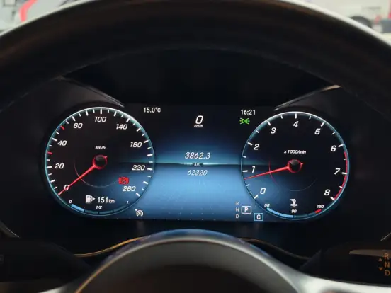 MERCEDES-BENZ-C 300-2019
