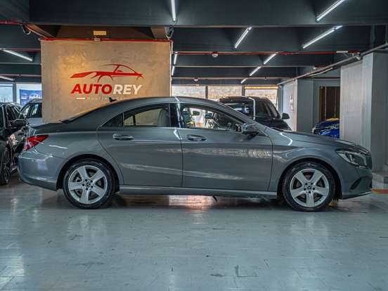 MERCEDES-BENZ-CLA 180-2018