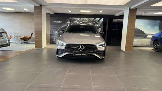 MERCEDES-BENZ-CLA 200-2024