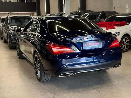 MERCEDES-BENZ-CLA 200-2017