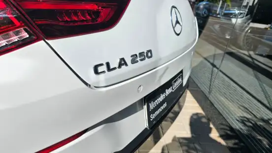 MERCEDES-BENZ-CLA 250-2.0 CGI GASOLINA 7G-DCT MERCEDES-BENZ-CLA 250-2022