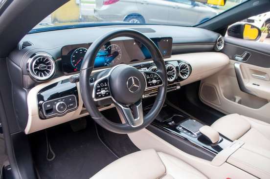 MERCEDES-BENZ-CLA 250-2022