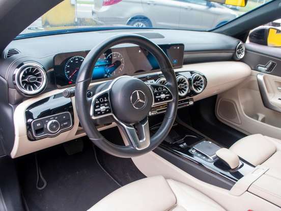 MERCEDES-BENZ-CLA 250-2.0 CGI GASOLINA 7G-DCT MERCEDES-BENZ-CLA 250-2022