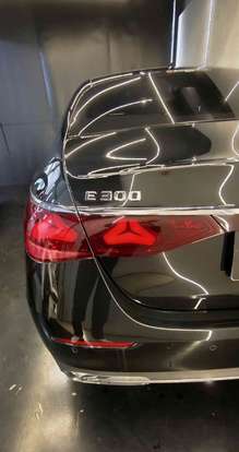MERCEDES-BENZ-E 300-2025