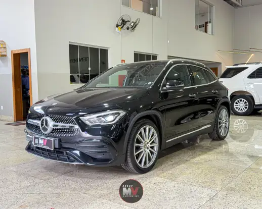 MERCEDES-BENZ-GLA 200-2022