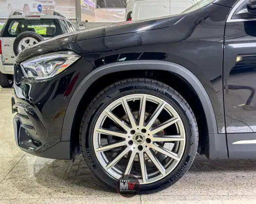 MERCEDES-BENZ-GLA 200-2022