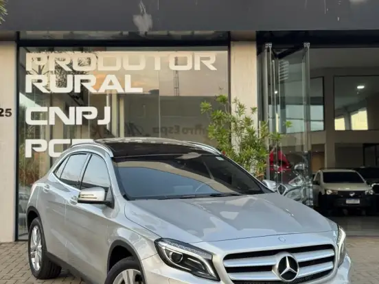 MERCEDES-BENZ-GLA 200-1.6 CGI ENDURO 16V TURBO FLEX 4P AUTOMÁTICO MERCEDES-BENZ-GLA 200-2015