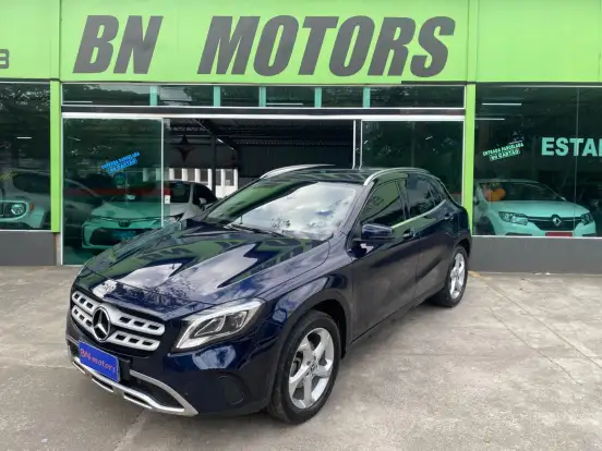 MERCEDES-BENZ-GLA 200-2018