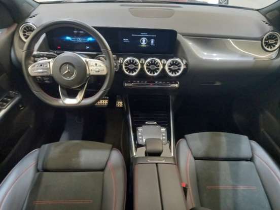 MERCEDES-BENZ-GLA 200-2022
