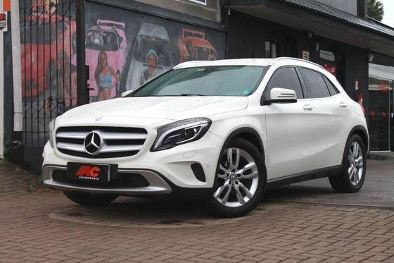 MERCEDES-BENZ GLA 200 1.6 CGI ADVANCE 16V TURBO GASOLINA 4P AUTOMÁTICO