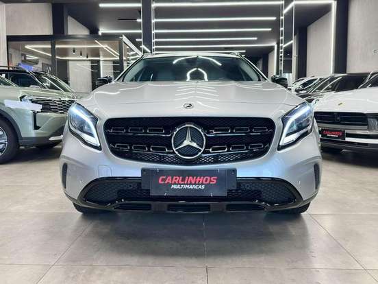 MERCEDES-BENZ-GLA 200-2018
