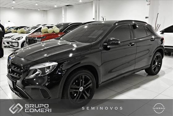 Mercedes-Benz GLA 200 1.6 CGI Flex Style 7G-DCT