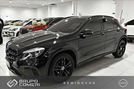 MERCEDES-BENZ-GLA 200-2018
